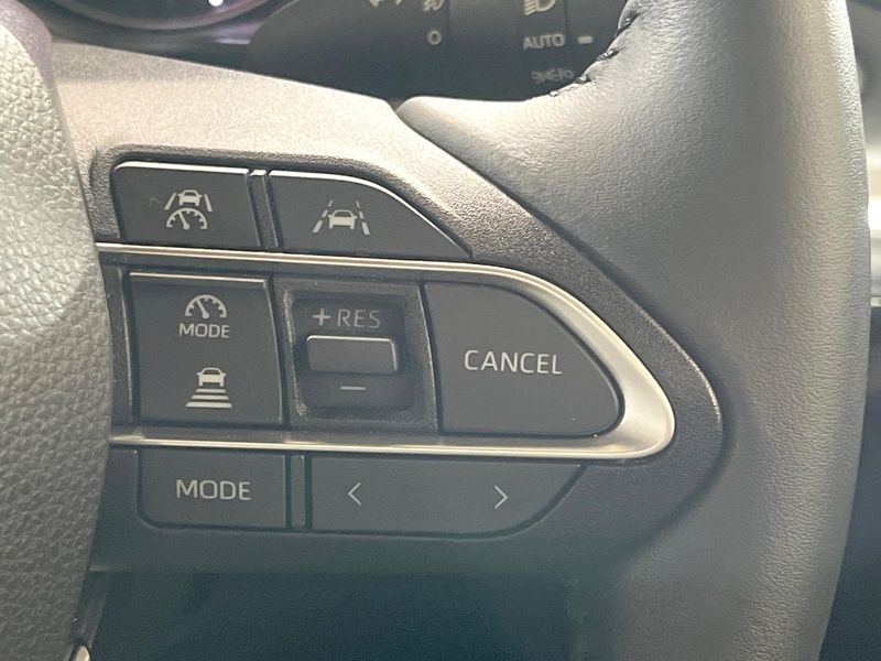 2023 Toyota Noah 6BA-MZRA90W (UW-6a87c267a7b98)[28]