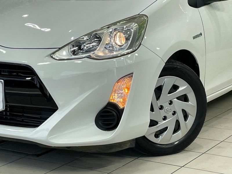 2016 Toyota Aqua DAA-NHP10 (UW-6a87c27fc1099)[11]