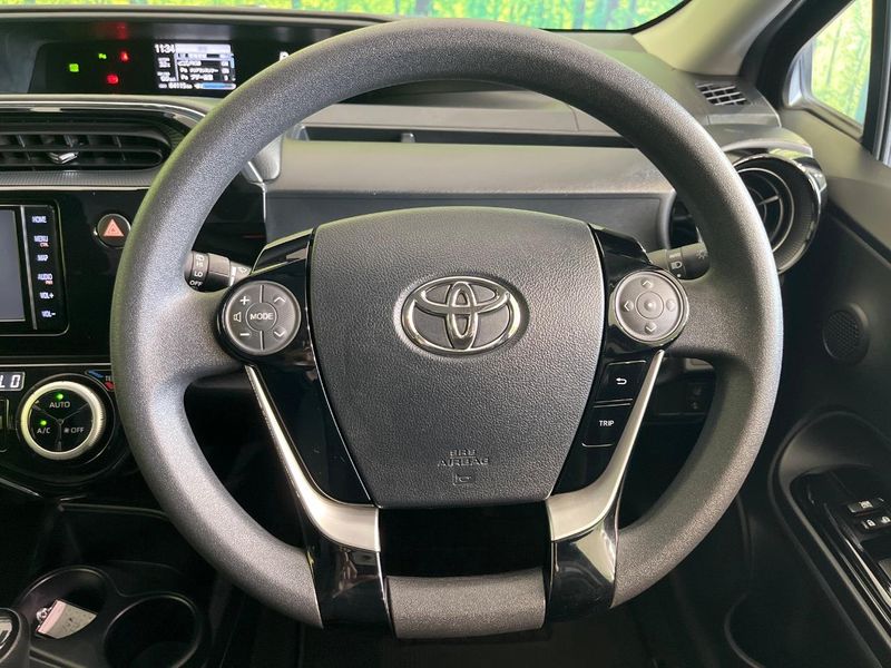2019 Toyota Aqua DAA-NHP10 (UW-6a87c2844ceb7)[28]