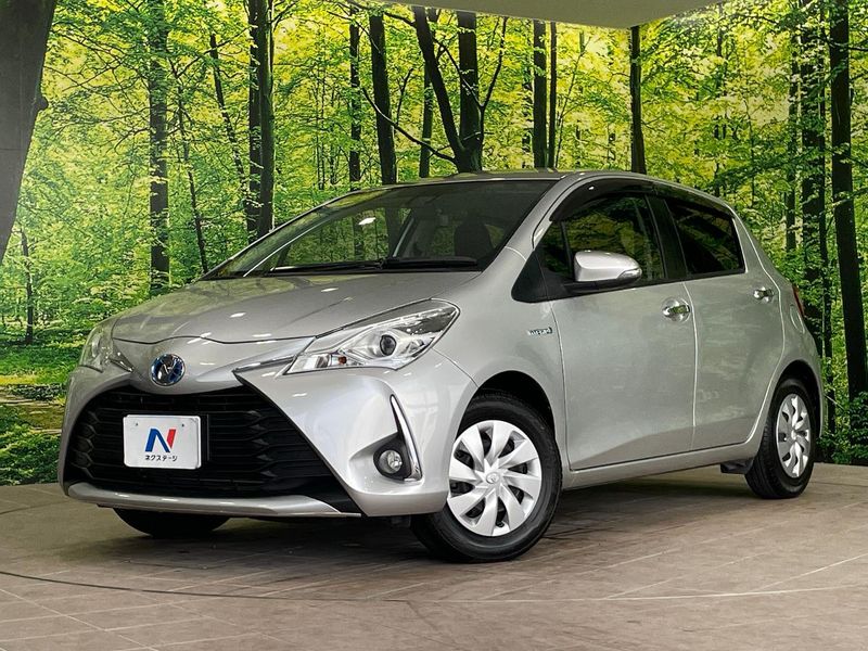 2017 Toyota Vitz DAA-NHP130 (UW-6a87c2851940d)[0]