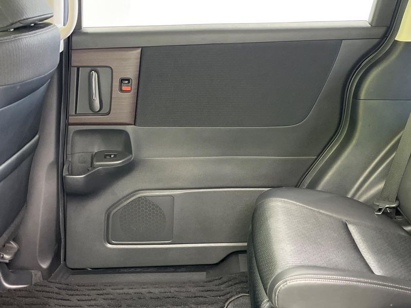 2021 Honda Odyssey 6BA-RC1 (UW-6a87c29a0d346)[22]