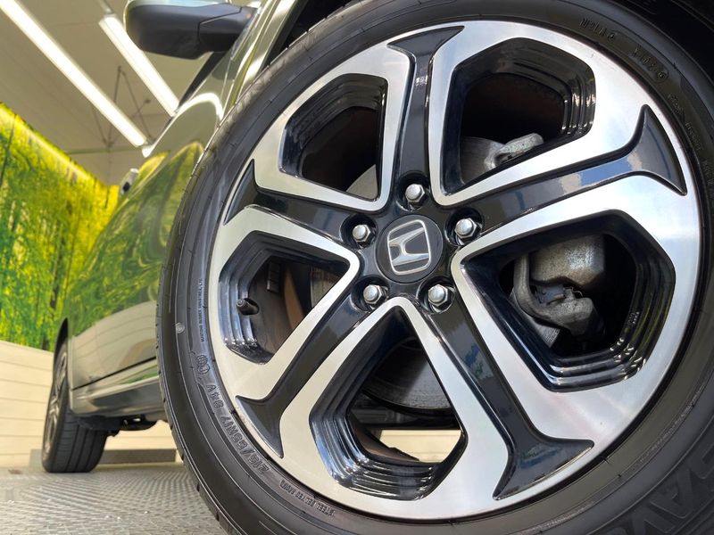 2018 Honda Vezel DAA-RU3 (UW-6a87c2aab71a3)[15]