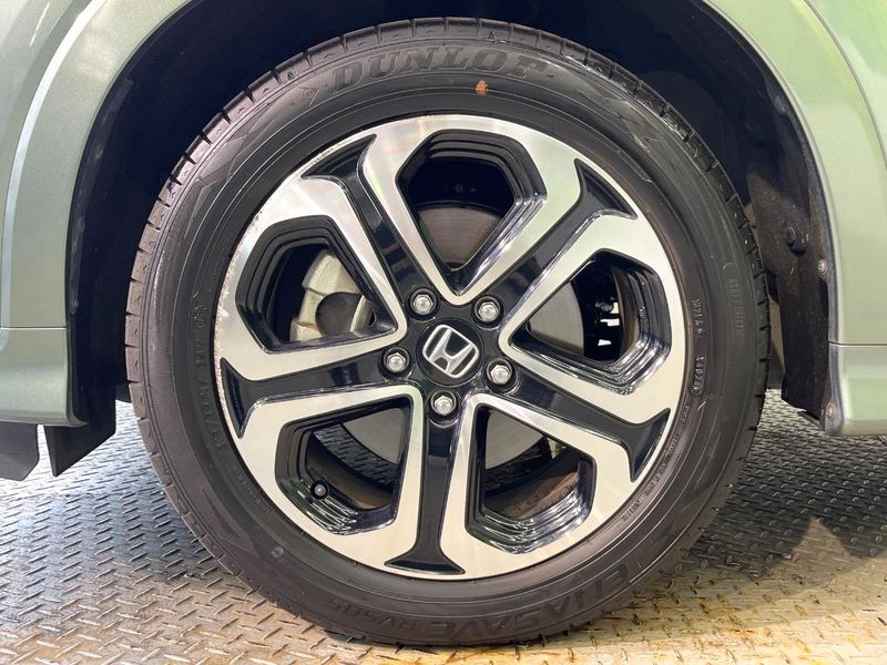 2018 Honda Vezel DAA-RU3 (UW-6a87c2aab71a3)[23]