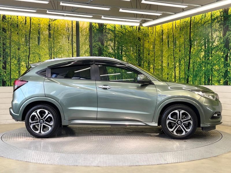 2018 Honda Vezel DAA-RU3 (UW-6a87c2aab71a3)[27]