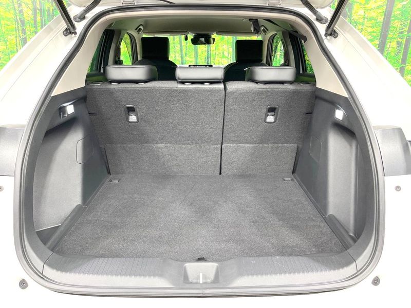 2021 Honda Vezel 6AA-RV5 (UW-6a87c2ae11fff)[26]
