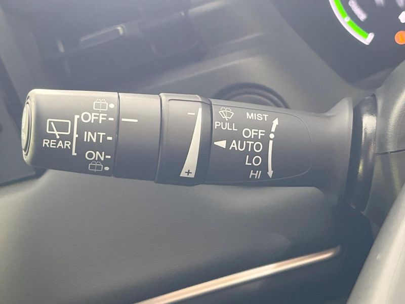 2021 Honda Vezel 6AA-RV5 (UW-6a87c2af99131)[29]