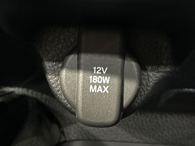2025 Honda Vezel 6AA-RV5 (UW-6a87c2b92d584)[26]