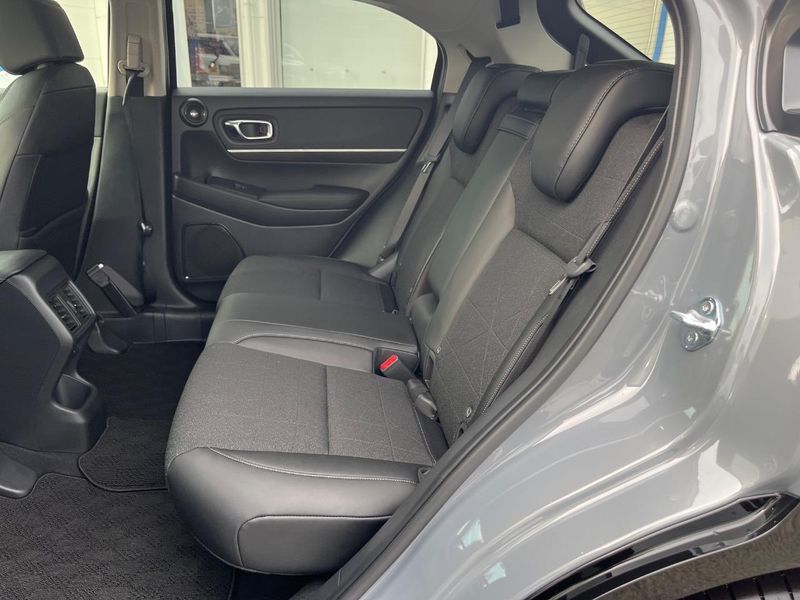 2026 Honda Vezel 6AA-RV5 (UW-6a87c2ba8c4e0)[15]