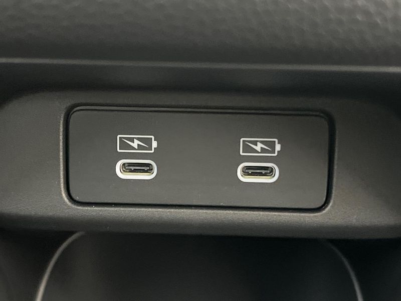 2026 Honda Vezel 6AA-RV5 (UW-6a87c2ba8c4e0)[22]