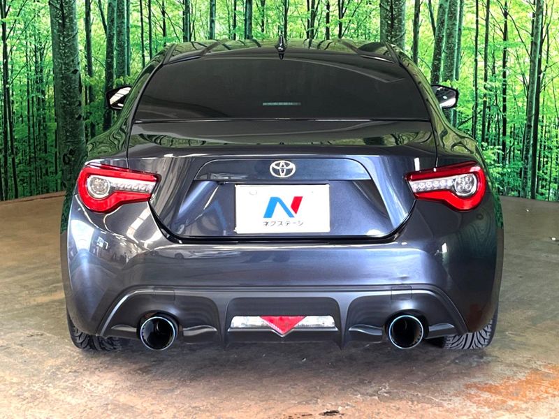 2017 Toyota 86 DBA-ZN6 (UW-6a87c320923ea)[26]