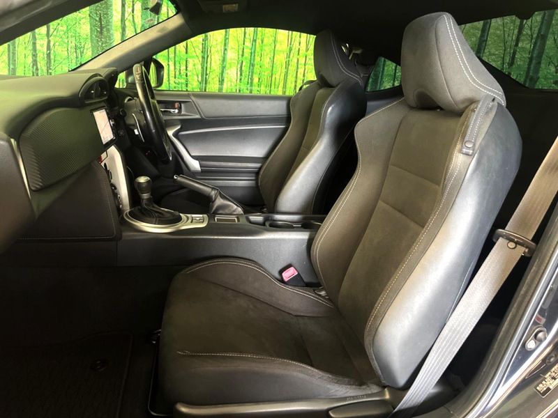 2017 Toyota 86 DBA-ZN6 (UW-6a87c320923ea)[6]