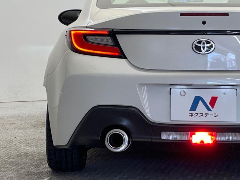 2022 Toyota GR86 3BA-ZN8 (UW-6a87c322b94ff)[16]