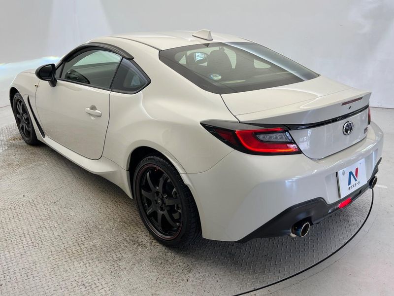 2022 Toyota GR86 3BA-ZN8 (UW-6a87c322b94ff)[26]