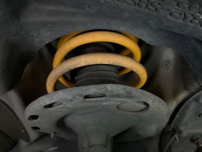 2015 Toyota Voxy DBA-ZRR80W (UW-6a87c3273904f)[26]