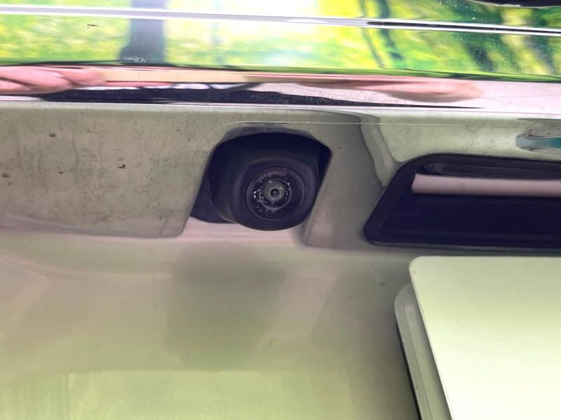 2017 Toyota Voxy DBA-ZRR80W (UW-6a87c32985ef3)[23]
