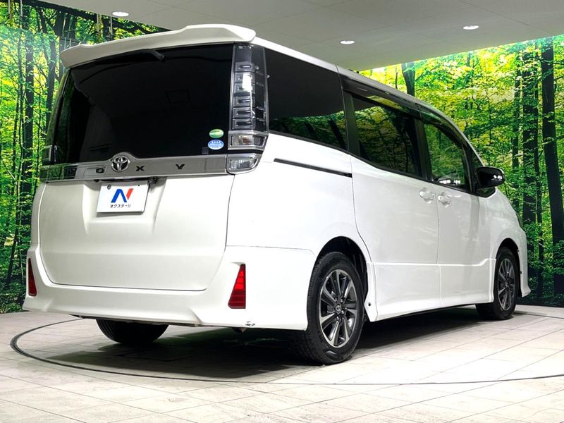 2017 Toyota Voxy DBA-ZRR80W (UW-6a87c32985ef3)[9]