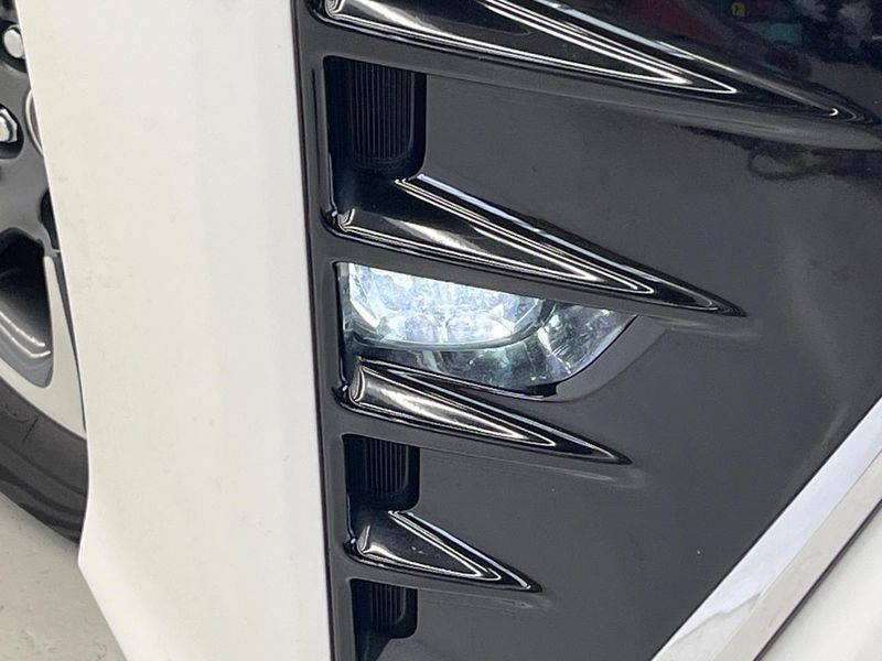 2017 Toyota Voxy DBA-ZRR80W (UW-6a87c32a825f3)[12]