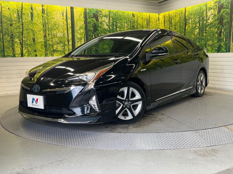 2016 Toyota Prius DAA-ZVW50 (UW-6a87c34c7567f)[0]