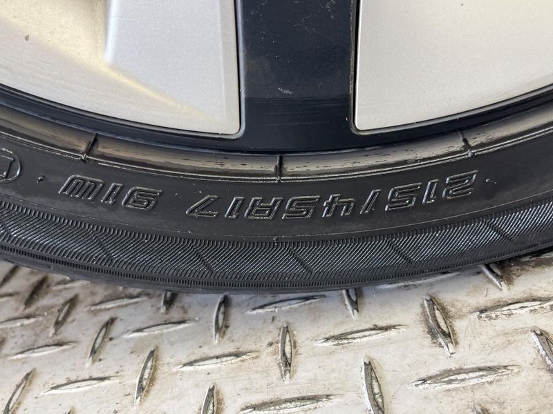 2016 Toyota Prius DAA-ZVW50 (UW-6a87c34c7567f)[10]