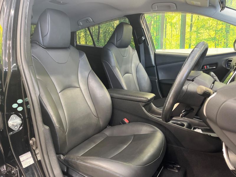2016 Toyota Prius DAA-ZVW50 (UW-6a87c34c7567f)[28]