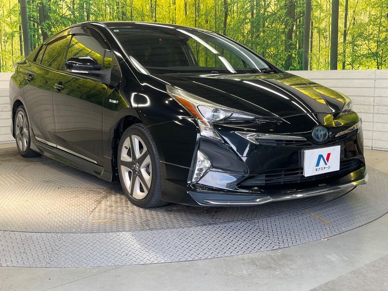2016 Toyota Prius DAA-ZVW50 (UW-6a87c34c7567f)[26]