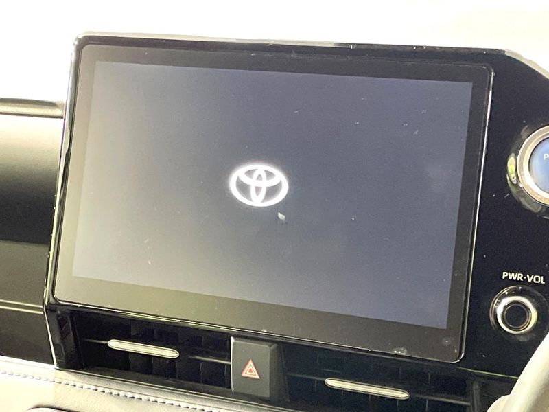 2022 Toyota Voxy 6AA-ZWR90W (UW-6a87c360bf116)[19]
