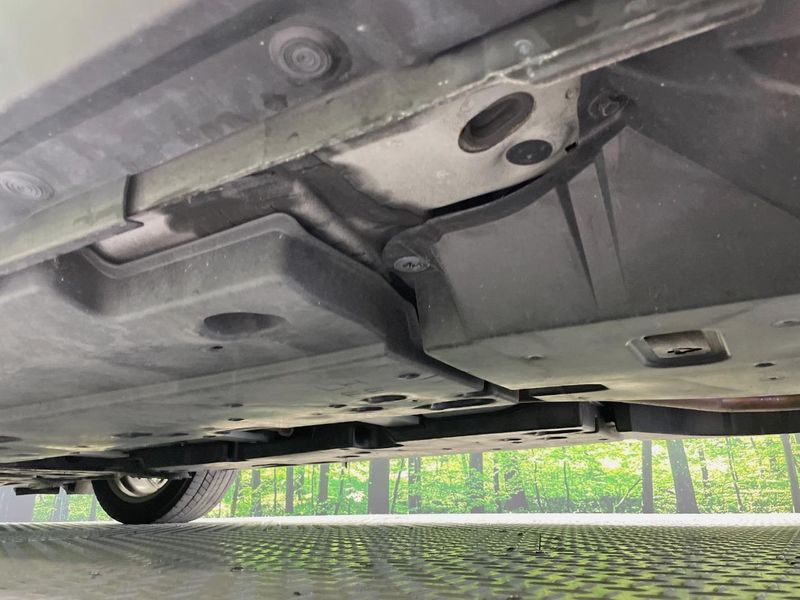 2018 Toyota C-HR DAA-ZYX10 (UW-6a87c372ef2fb)[20]