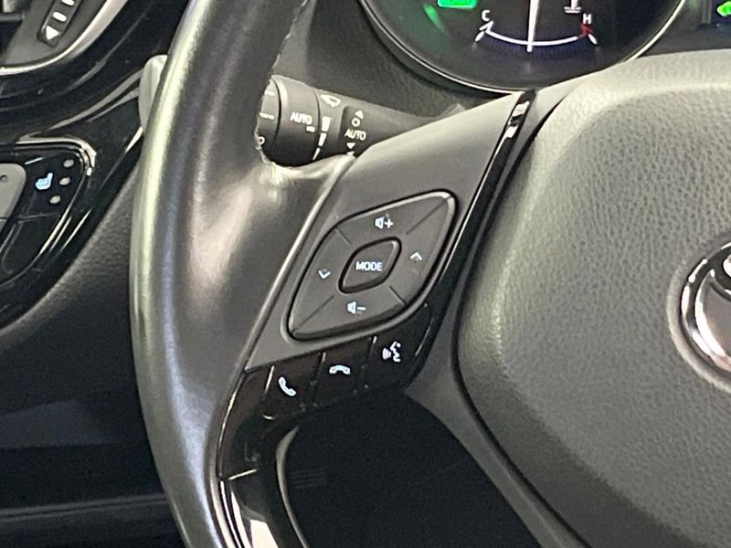 2019 Toyota C-HR DAA-ZYX10 (UW-6a87c3739e341)[29]
