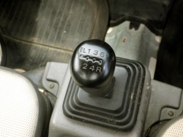 1998 Suzuki Carry Truck V-DD51T (UW-mt2rlp4xhuo2)[13]