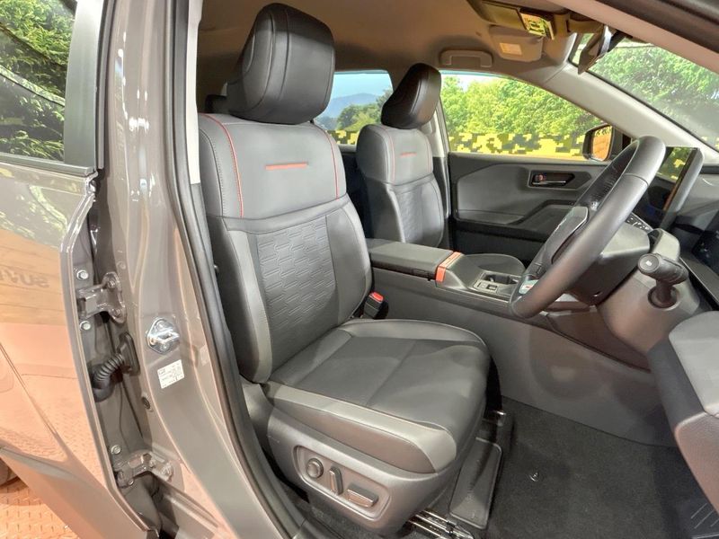 2026 Toyota RAV4 6AA-AXAN64 (UW-6a8911b3b3d66)[20]