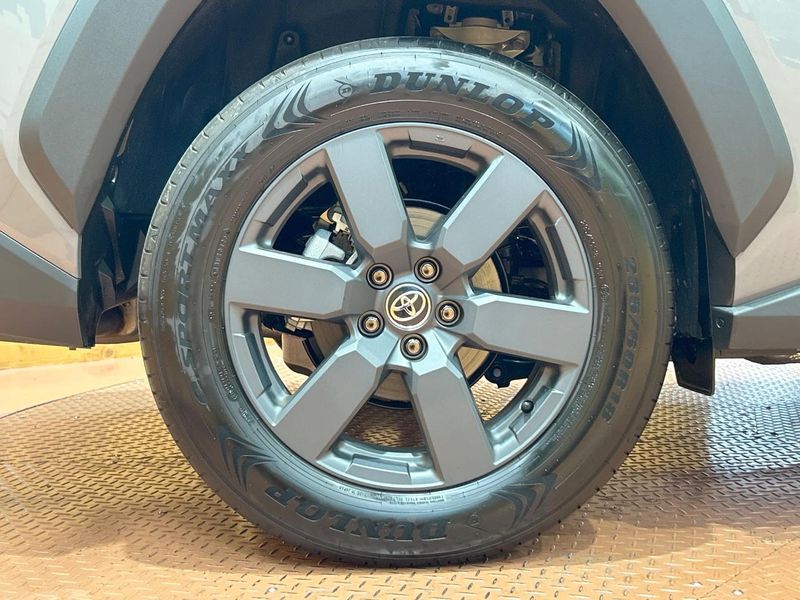 2026 Toyota RAV4 6AA-AXAN64 (UW-6a8911b3b3d66)[9]