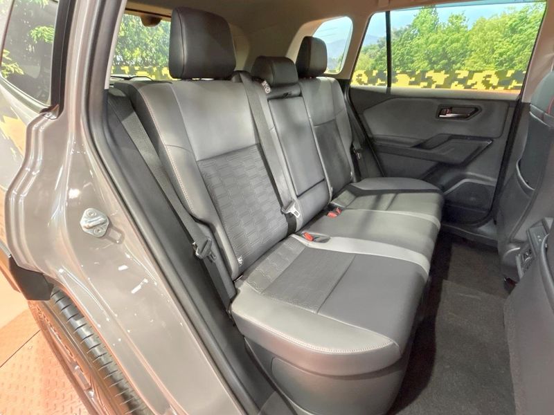 2026 Toyota RAV4 6AA-AXAN64 (UW-6a8911b3b3d66)[22]