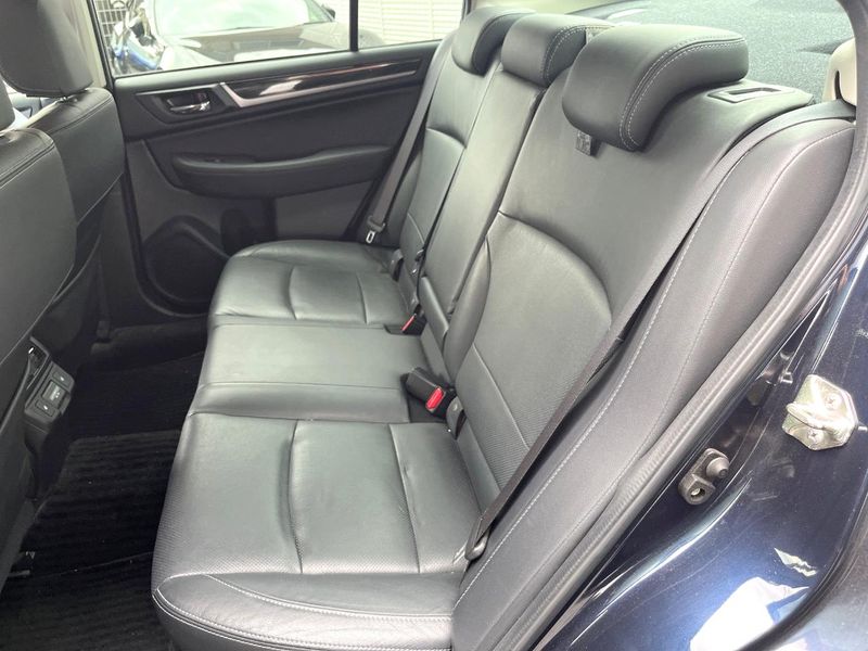 2018 Subaru Legacy B4 DBA-BN9 (UW-6a891204d7871)[18]