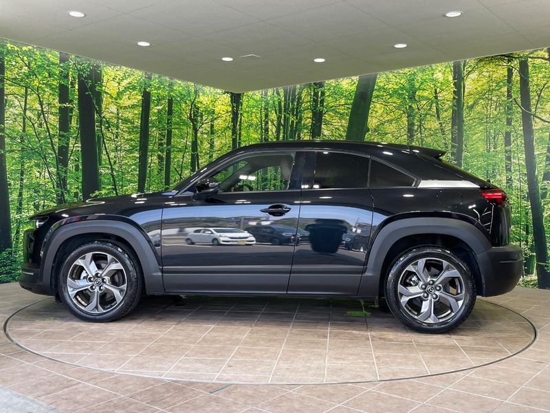 2022 Mazda MX-30 5AA-DREJ3P (UW-6a89122927a33)[20]