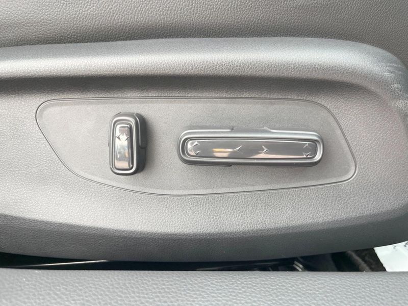 2025 Honda Civic 5BA-FL1 (UW-6a89123b5370f)[25]