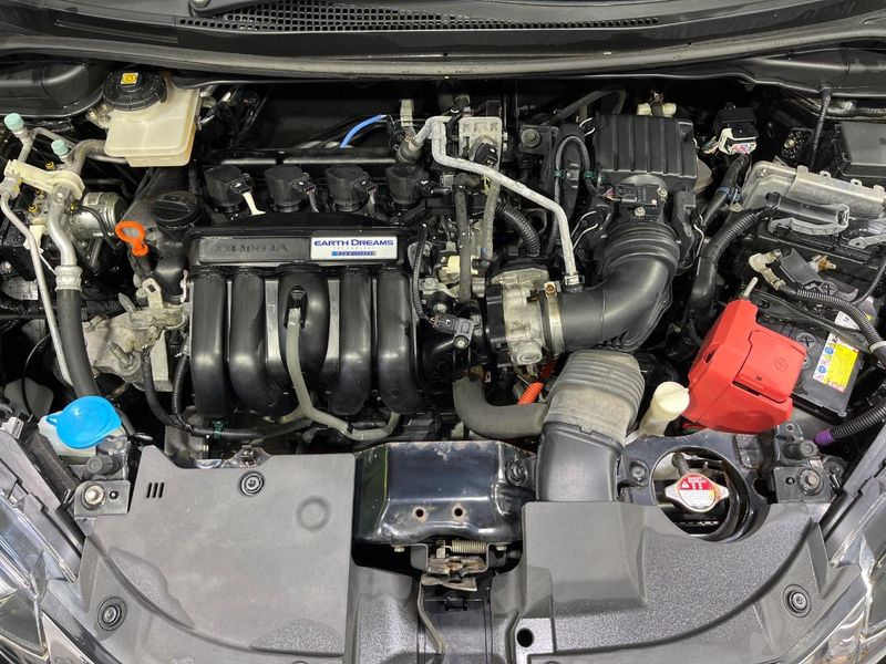 2018 Honda SHUTTLE DAA-GP8 (UW-6a89126b9da39)[13]
