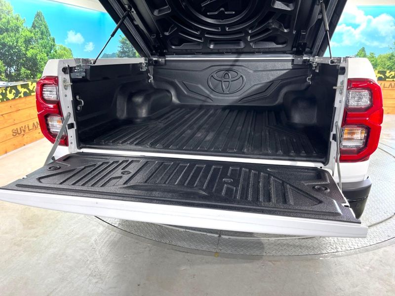 2022 Toyota Hilux 3DF-GUN125 (UW-6a891281b803f)[8]