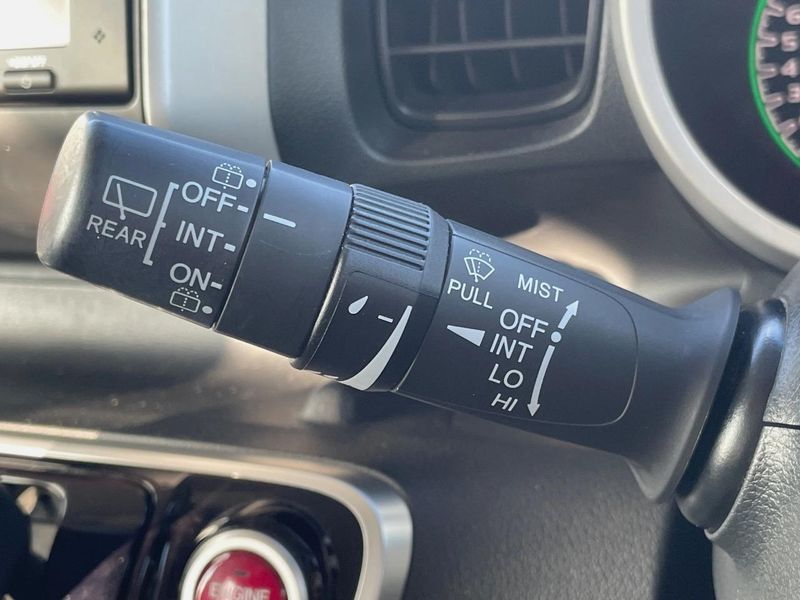 2015 Honda N-BOX DBA-JF1 (UW-6a8912c76e389)[10]