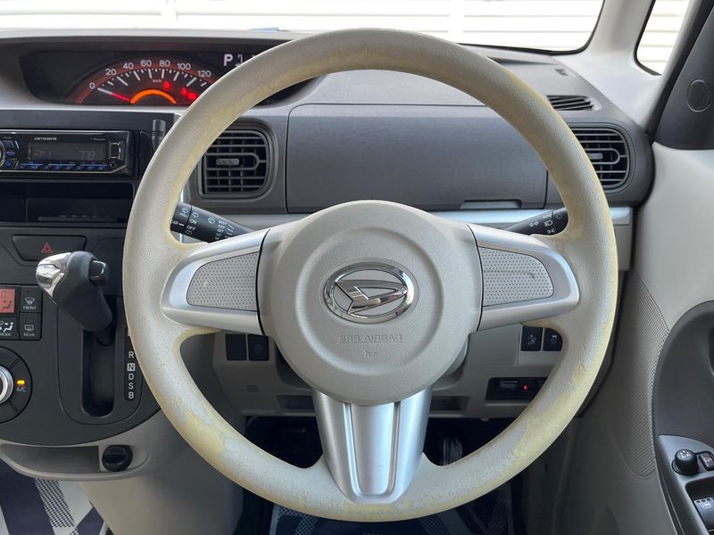 2013 Daihatsu Tanto DBA-LA600S (UW-6a891348de777)[26]