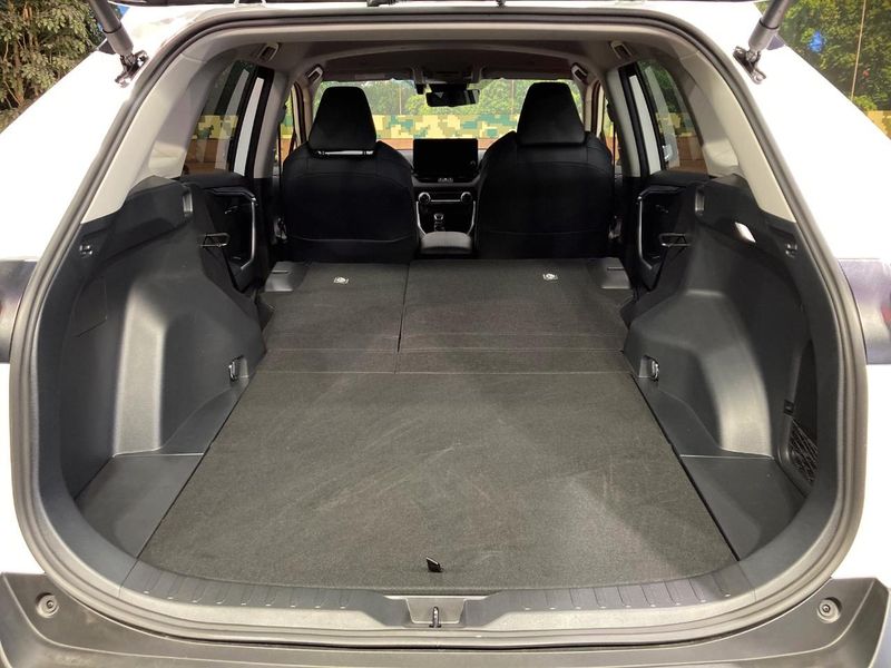 2025 Toyota RAV4 6BA-MXAA54 (UW-6a8913f775146)[26]