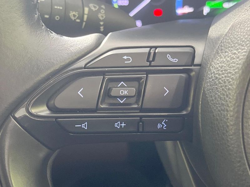 2020 Toyota Yaris Cross 6AA-MXPJ10 (UW-6a8914053ec3f)[25]