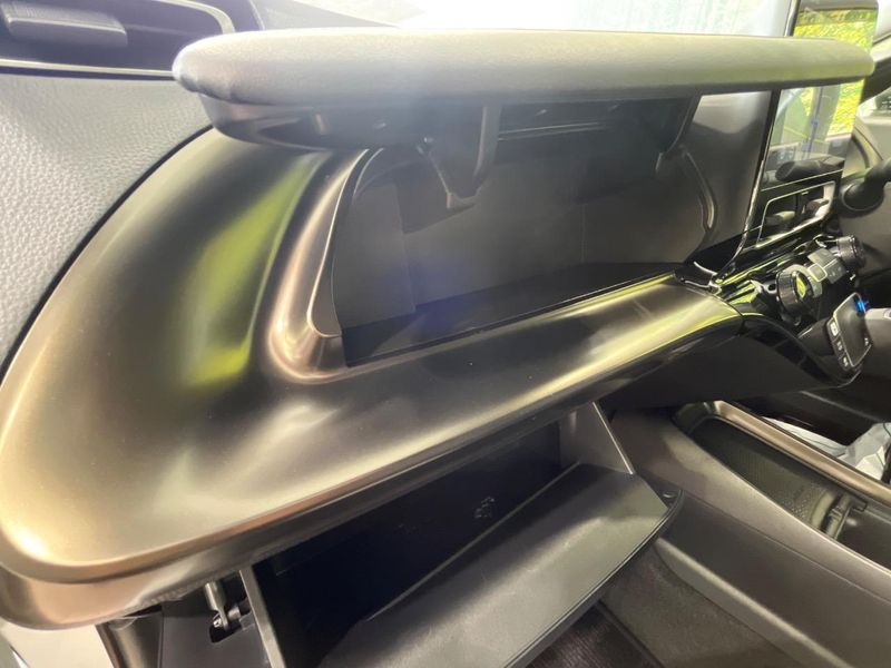 2021 Toyota Aqua 6AA-MXPK11 (UW-6a8914122d5c8)[8]