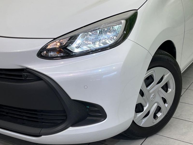 2023 Toyota Aqua 6AA-MXPK11 (UW-6a89141450696)[25]