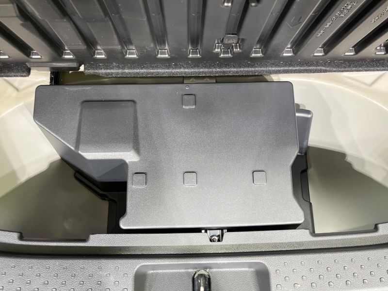 2024 Toyota Sienta 6AA-MXPL10G (UW-6a89141bd8402)[24]