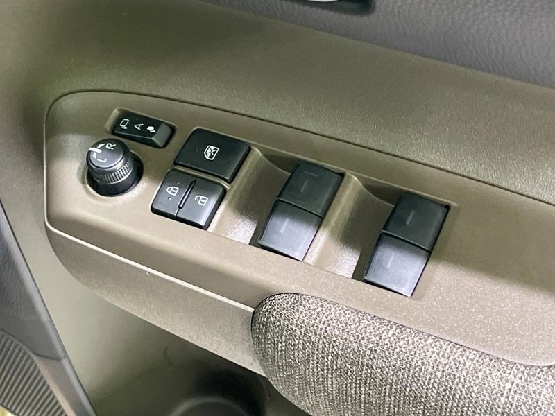 2024 Toyota Sienta 6AA-MXPL10G (UW-6a89141bd8402)[16]