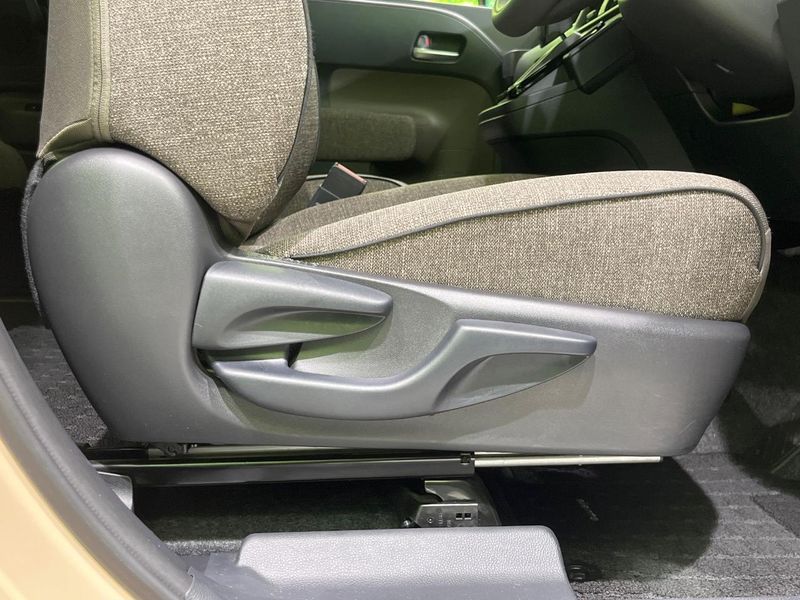 2024 Toyota Sienta 6AA-MXPL10G (UW-6a89141bd8402)[15]