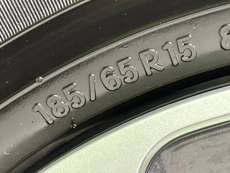 2023 Toyota Sienta 6AA-MXPL15G (UW-6a8914208aa9f)[19]