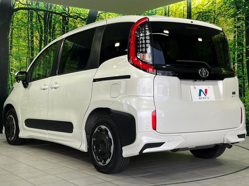 2023 Toyota Sienta 6AA-MXPL15G (UW-6a8914208aa9f)[26]