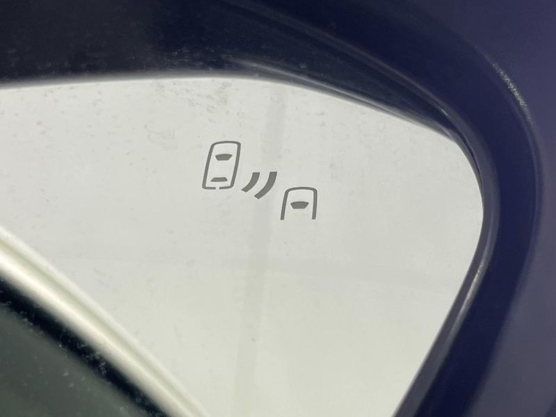 2023 Toyota Sienta 6AA-MXPL15G (UW-6a8914208aa9f)[21]
