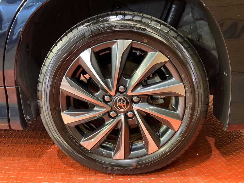 2025 Toyota Voxy 6BA-MZRA90W (UW-6a8914428a07b)[12]